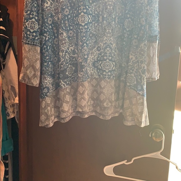 Tunic - Picture 2 of 3